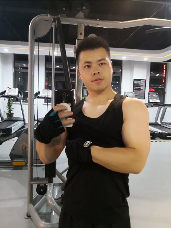 范迪塞尔的第二张照片--呼和浩特基督教相亲网